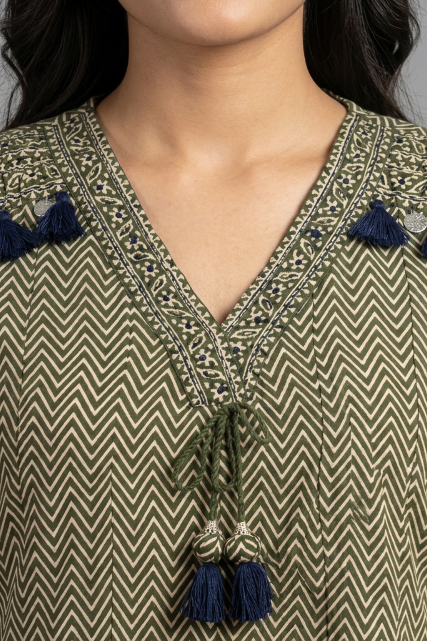 Elegant Cotton Anarkali with Zigzag Print & Green Dupatta