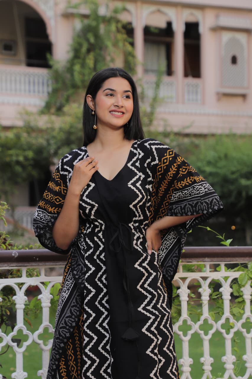 Black Zigzag Handblock Cotton Kaftan – Free Size Summer Wear